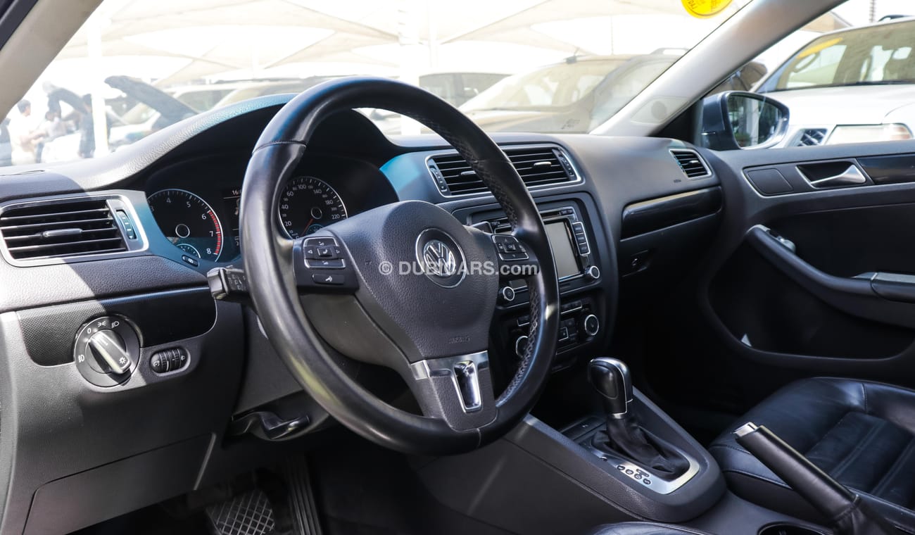 Volkswagen Jetta Gulf car in excellent condition do not need any expenses