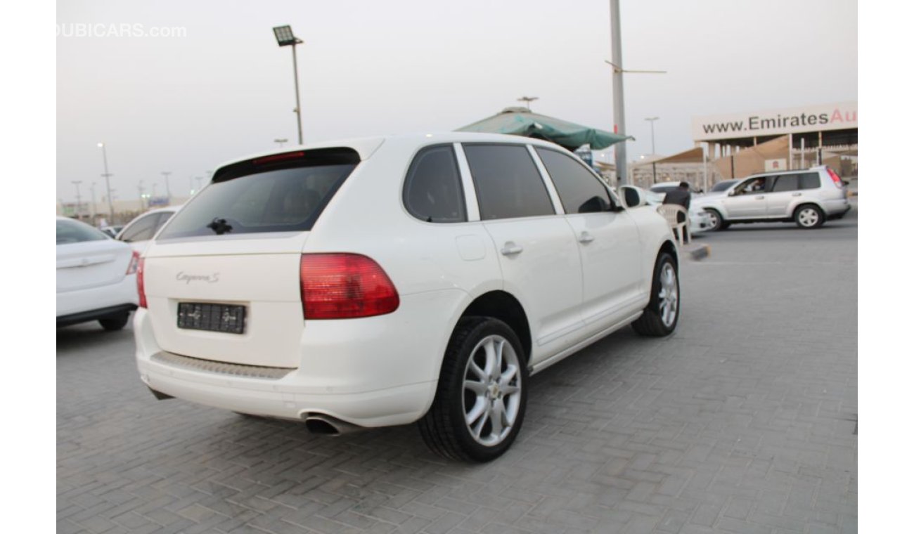 Porsche Cayenne S Porsche  cayenne S model 2006 GCC