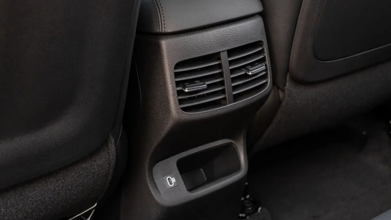 كيا سيلتوس 2025 | KIA SELTOS LUXURY COMFORT - VENTILATED AND H.SEATS - E.SEATS [ EXPORT ONLY ]