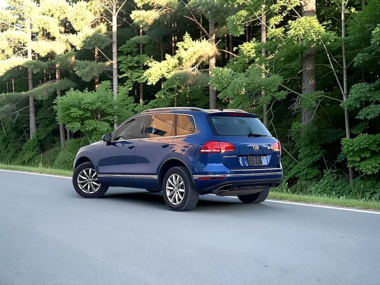 Volkswagen Touareg 1,005 P.M | SEL | GCC Specs | Pristine Condition