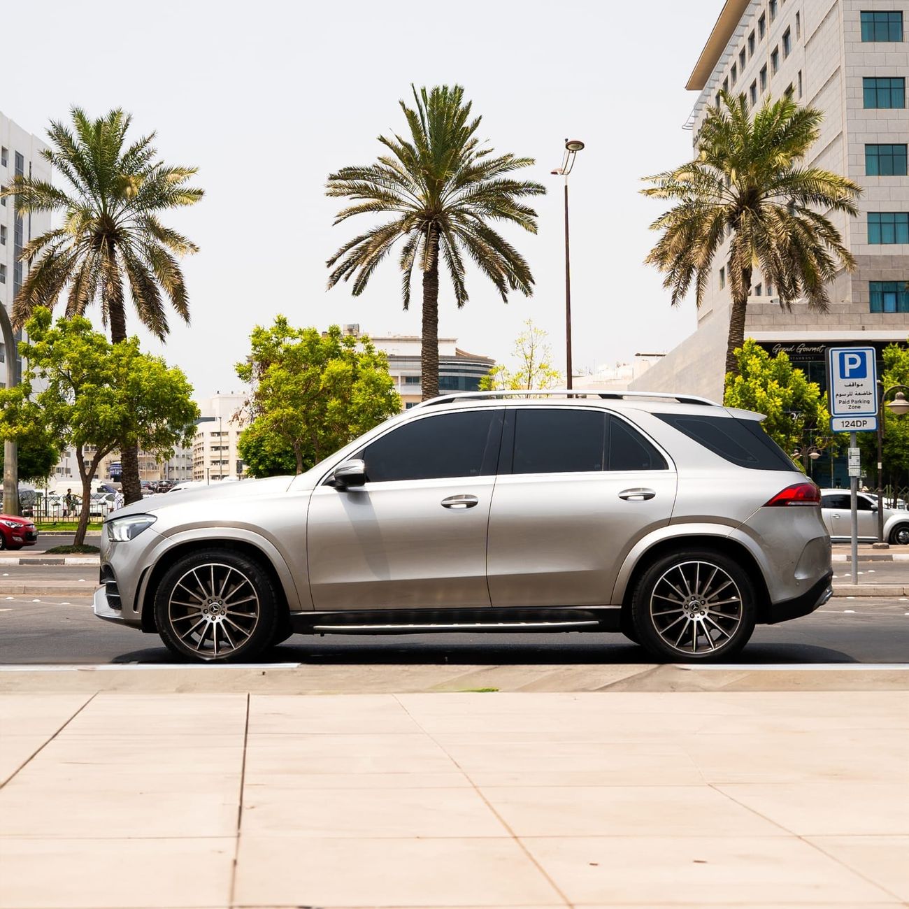 مرسيدس بنز GLE 450 Premium + 3.0L (389 HP)