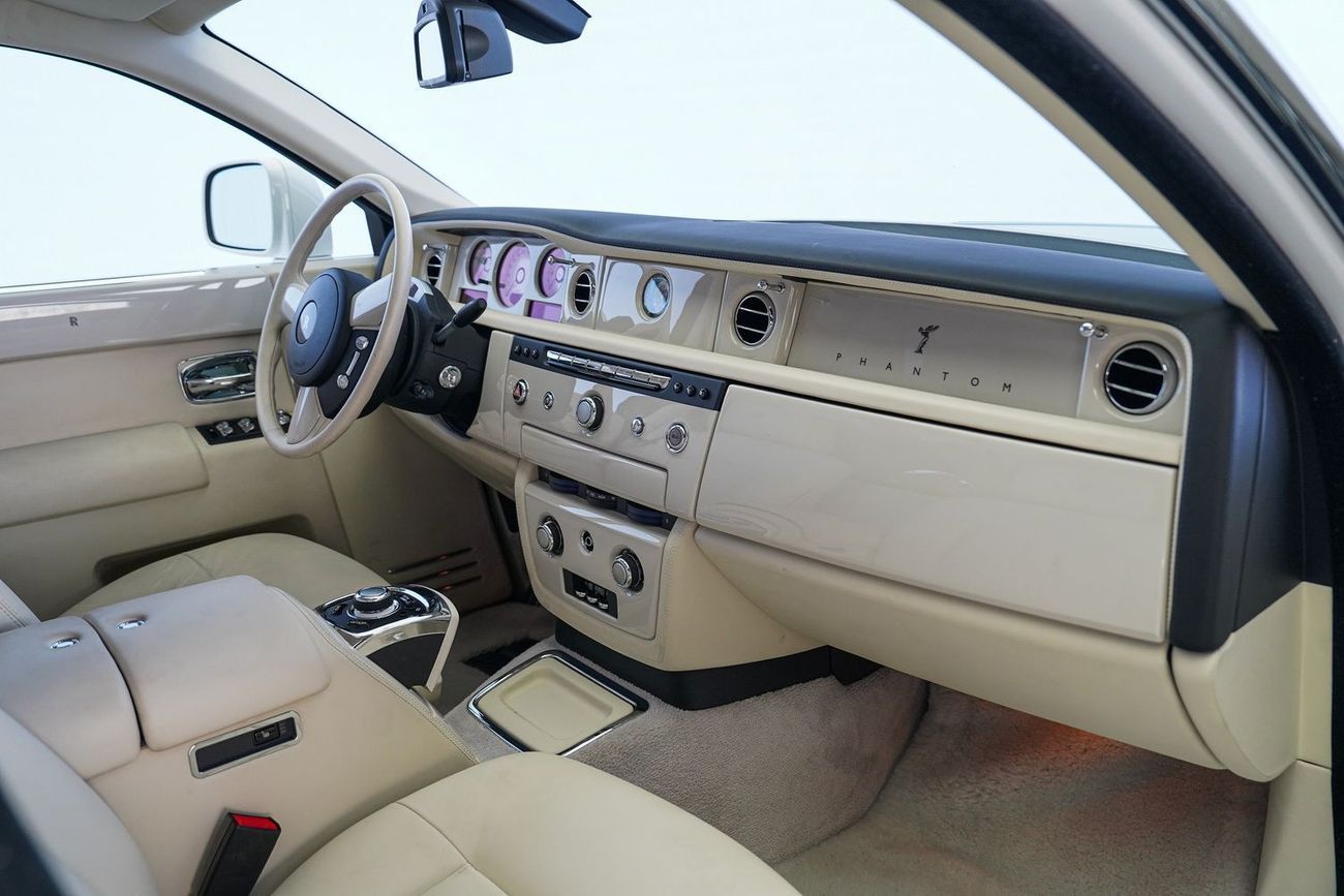 رولز رويس فانتوم EWB 6.8L