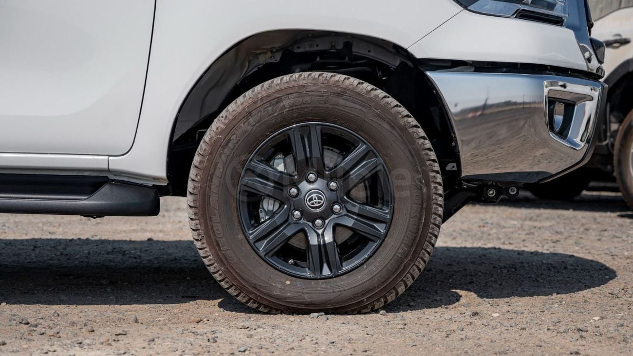 Toyota Hilux TOYOTA HILUX DC | 2-YEAR WARRANTY + SERVICE AVAILABLE | IN-HOUSE FINANCING | 0% DOWNPAYMENT (BANK)