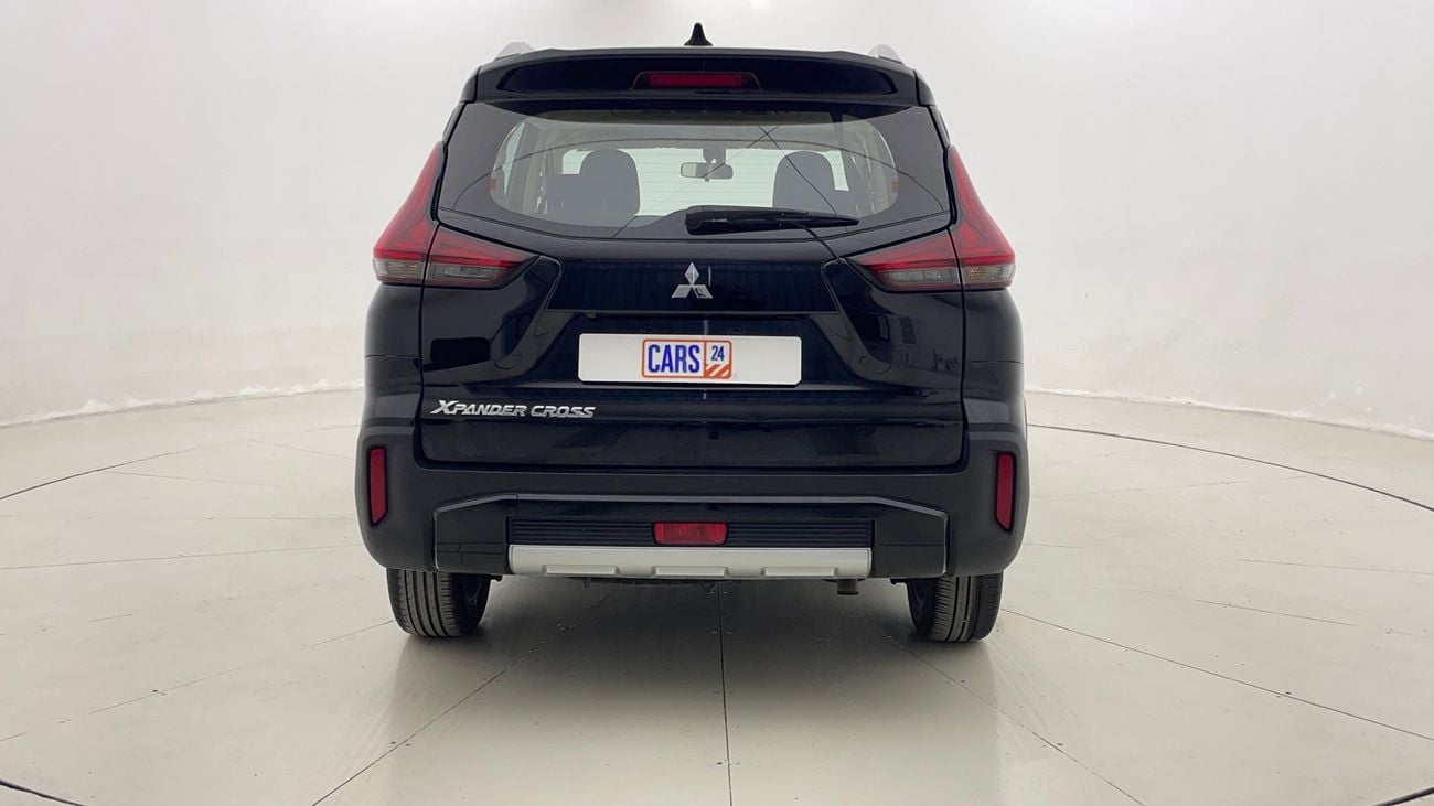 ميتسوبيشي إكسباندر كروس PREMIUM 1.5 | بدون دفعة مقدمة | اختبار القيادة في المنزل