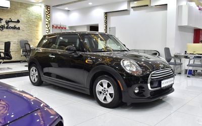 Mini Cooper STANDARD Mini Cooper ( 2015 Model ) in Black Color American Specs
