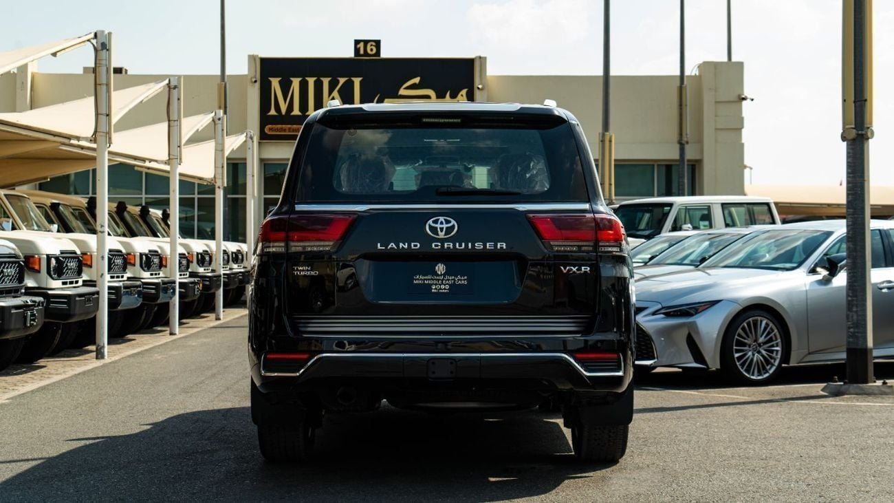Toyota Land Cruiser VXR 3.5 TT || 2026