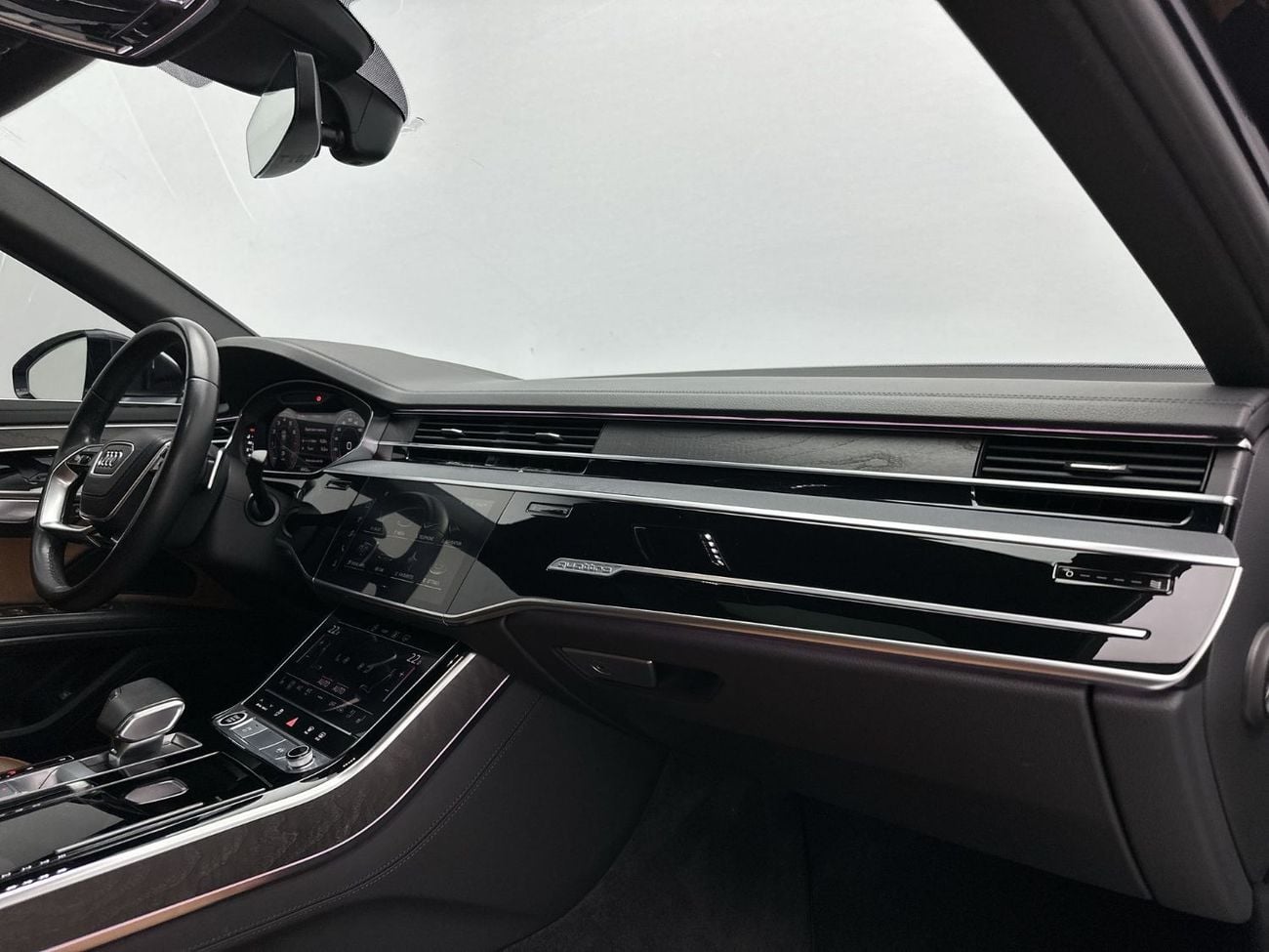 أودي A8 L 55 TFSI quattro Business Edition 3.0L 340hp (Ref# 05520)