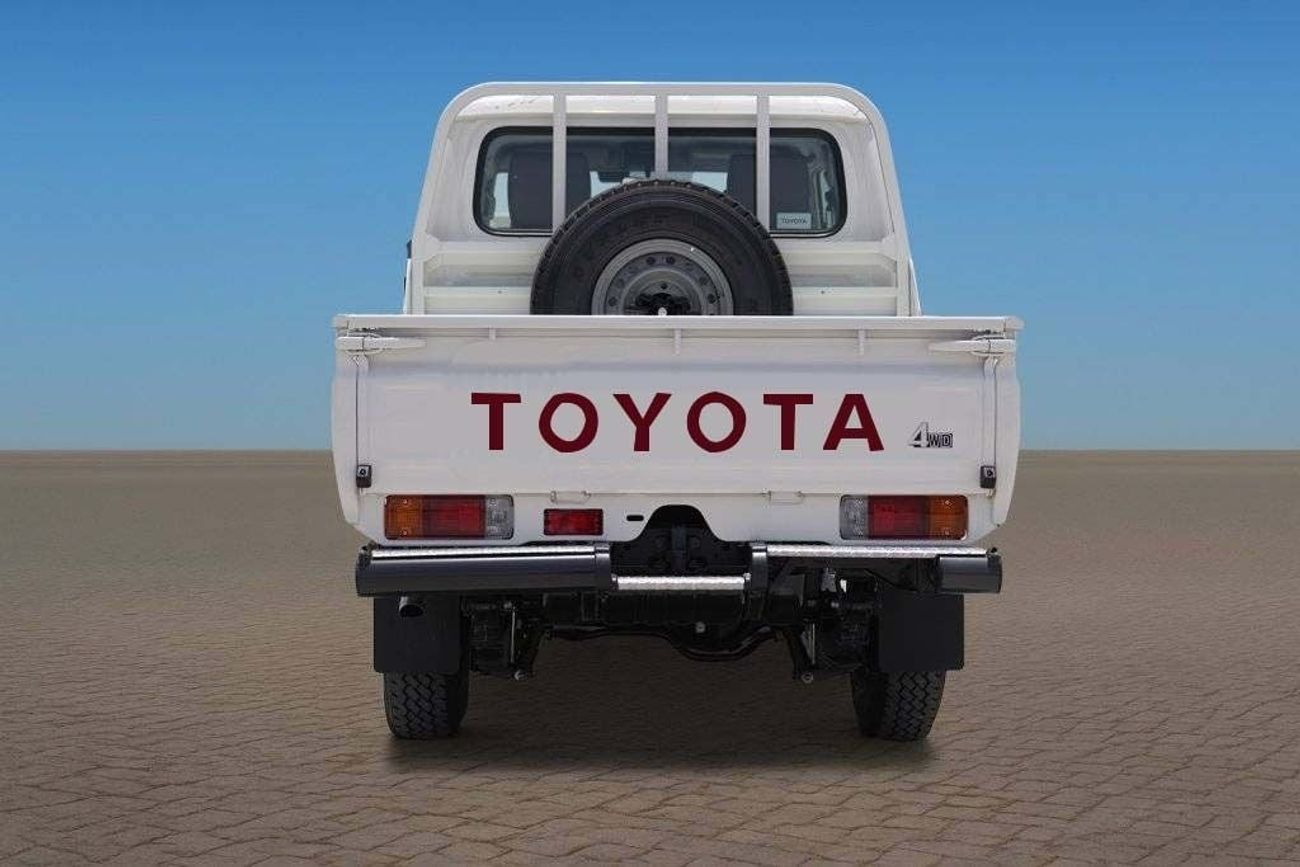 تويوتا لاند كروزر بيك آب 2025 Toyota Land Cruiser LC 79 DC 2.8L AT Diesel (White)