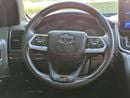 تويوتا لاند كروزر GXR Facelifted With Interior and Exterior -GCC Specs - Well Maintained
