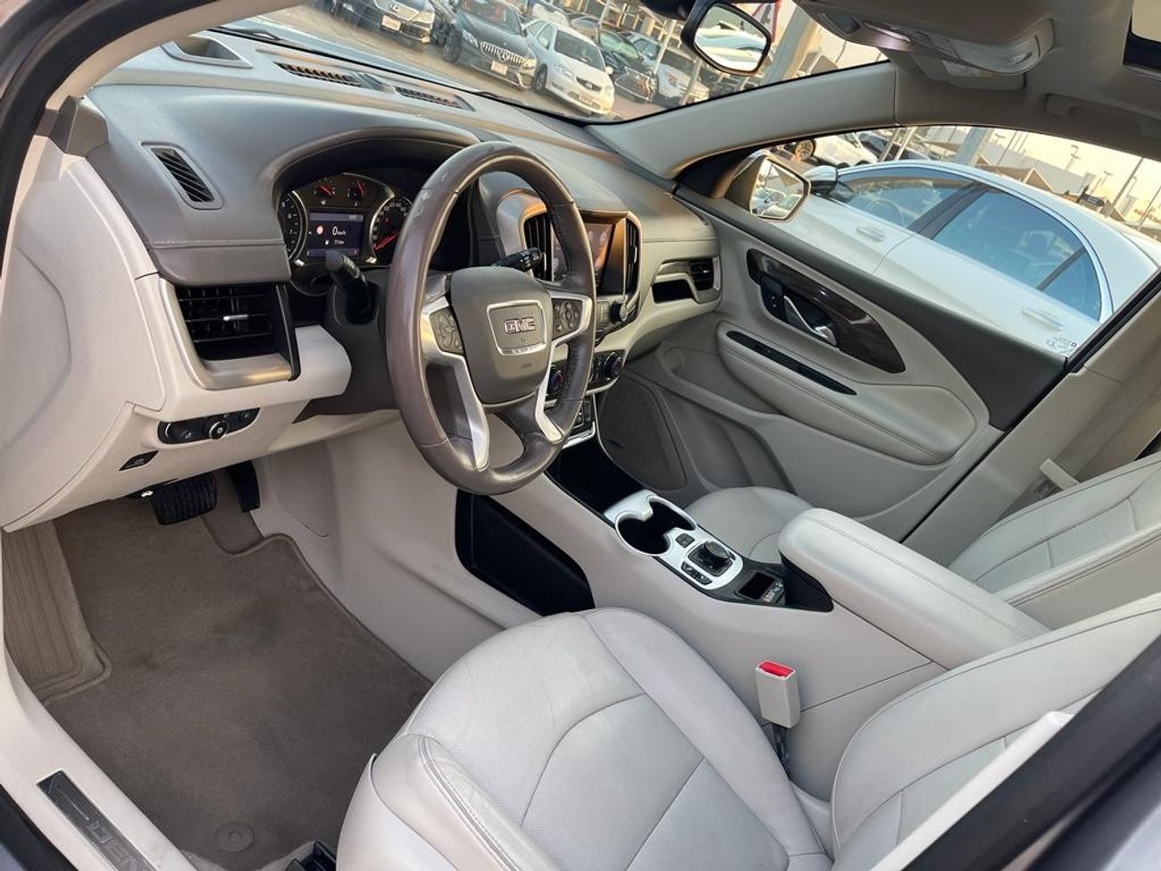 GMC Terrain SLE James Teran_Gcc_2019_Excellent_Condition _Full option