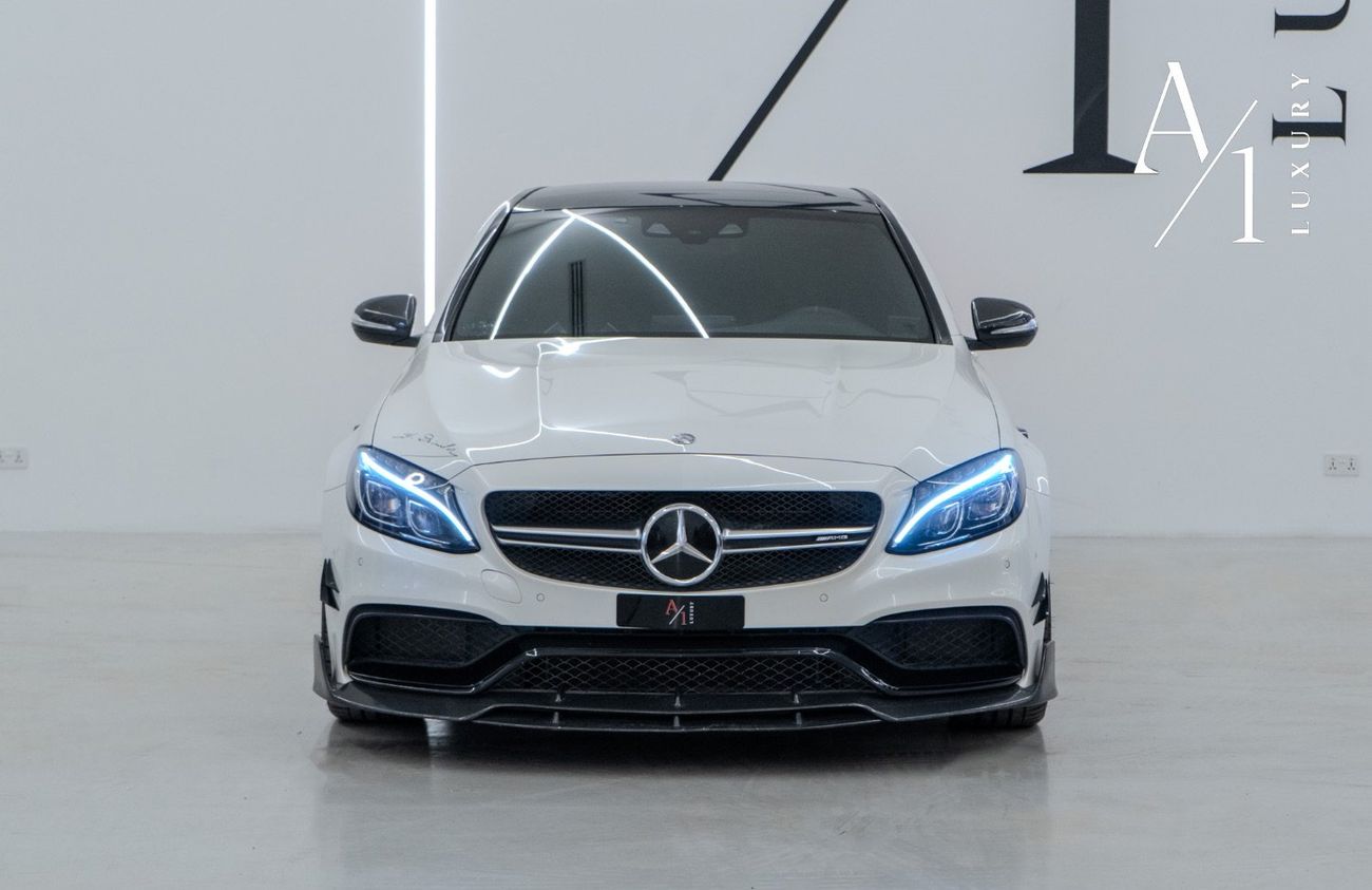 Mercedes-Benz C 63S AMG Std 4.0L Sedan 2015 Mercedes C63s, Fully Loaded, Excellent Condition, V8 (510) Bhp, Japanese Specs