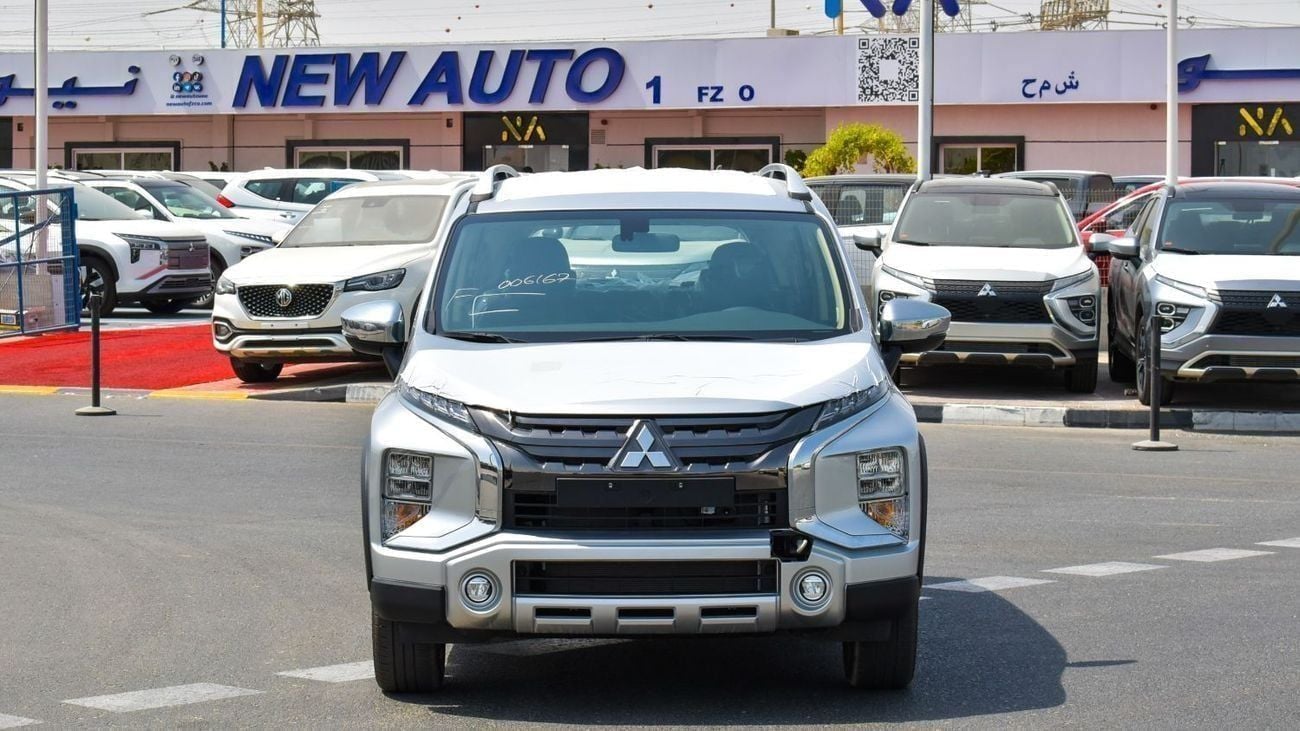 Mitsubishi Xpander Cross Brand New Mitsubishi XpanderCross 2025 1.5L A/T FWD|Petrol|Silver/Black |XPANDER-CR-25| FOR EXPORT O