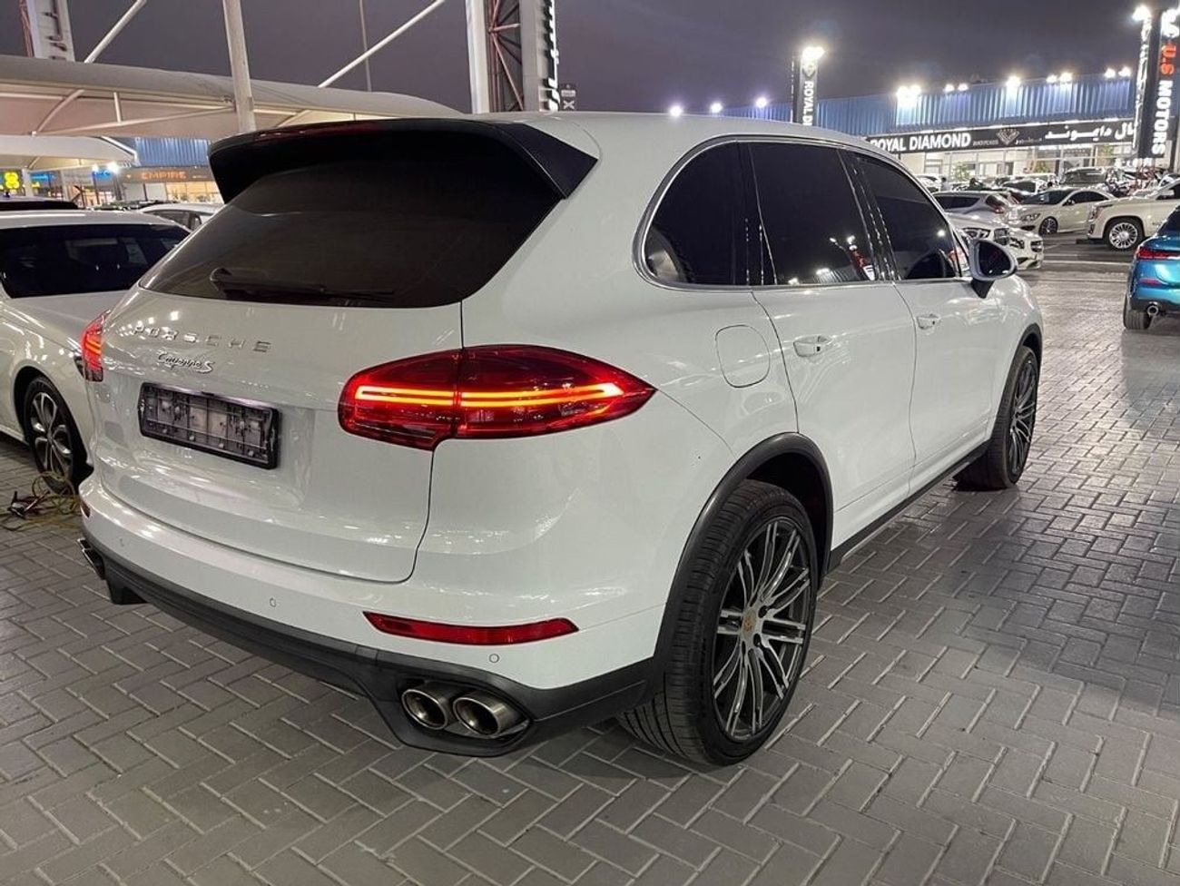 Porsche Cayenne Platinum Edition 3.6L