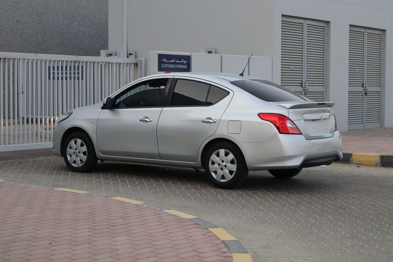 نيسان صني S GCC