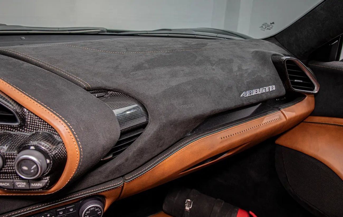 فيراري 488 GTB Standard