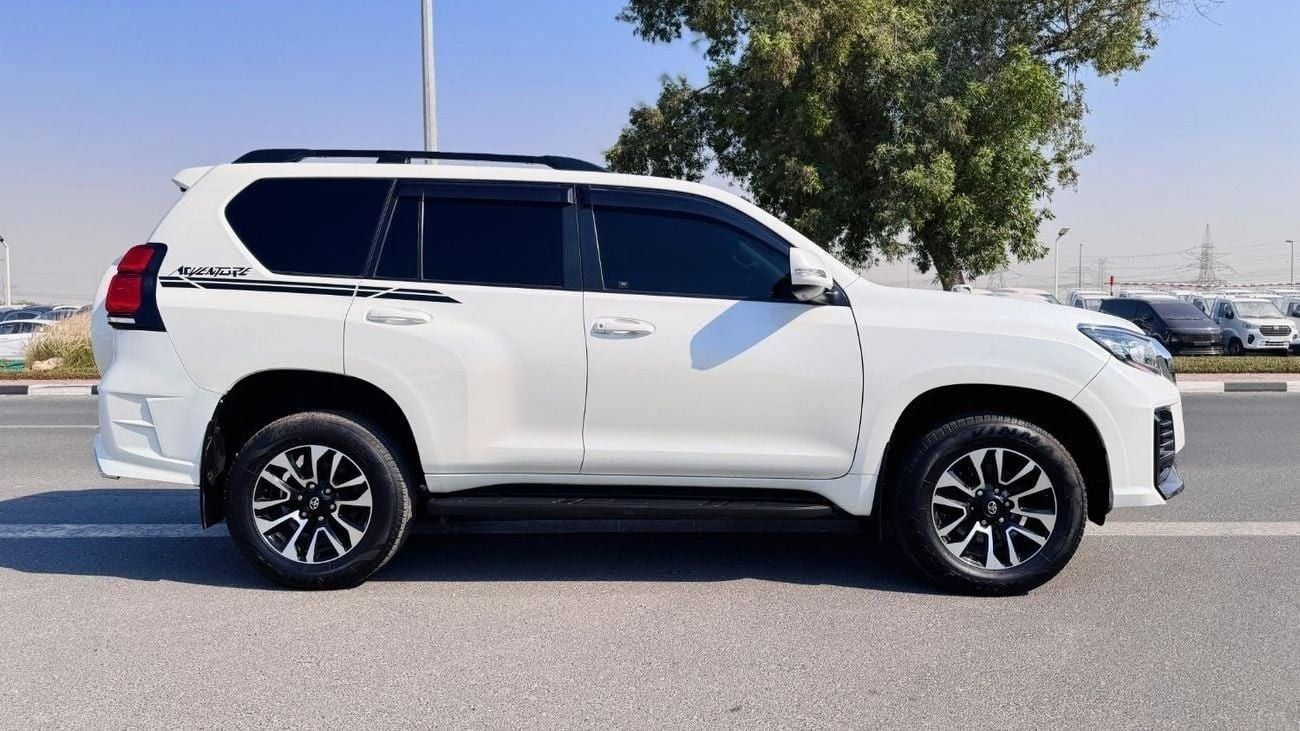 تويوتا برادو LIMGENE BODY KIT INSTALLED | RHD | 2.8L DIESEL ENGINE | (AT) | 2018 | REAR VIEW CAMERA| SUNROOF | WH