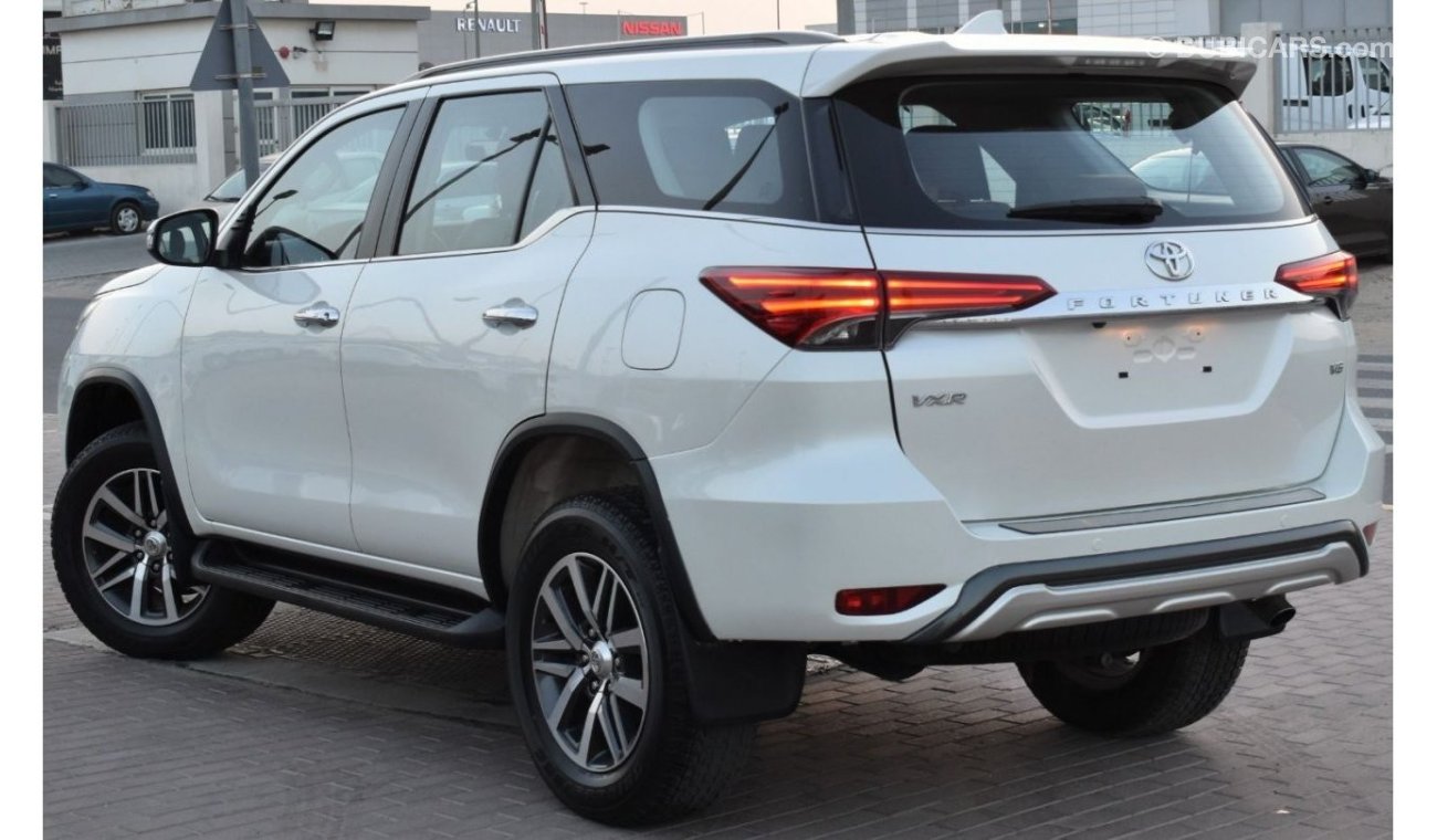 تويوتا فورتونر TOYOTA FORTUNER VX.R 2016 (V6-4.0L)