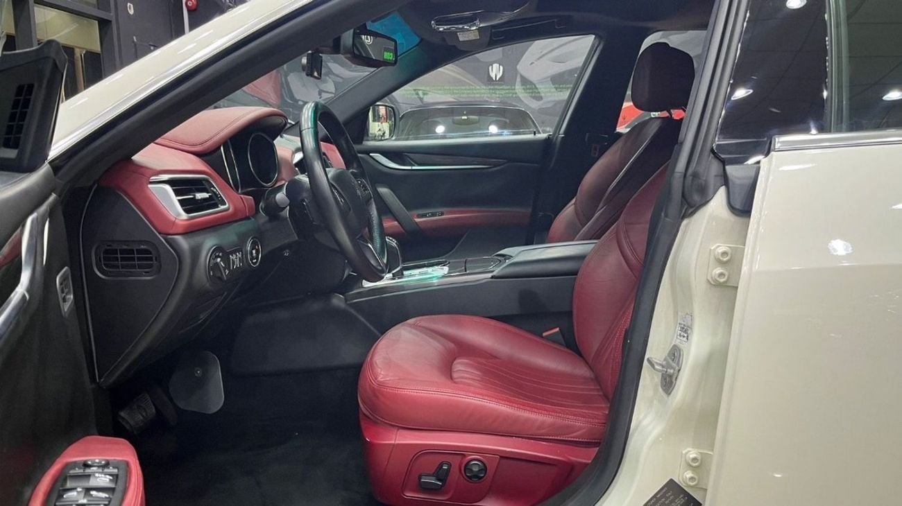 مازيراتي جيبلي STD Maserati Ghibli 2015
