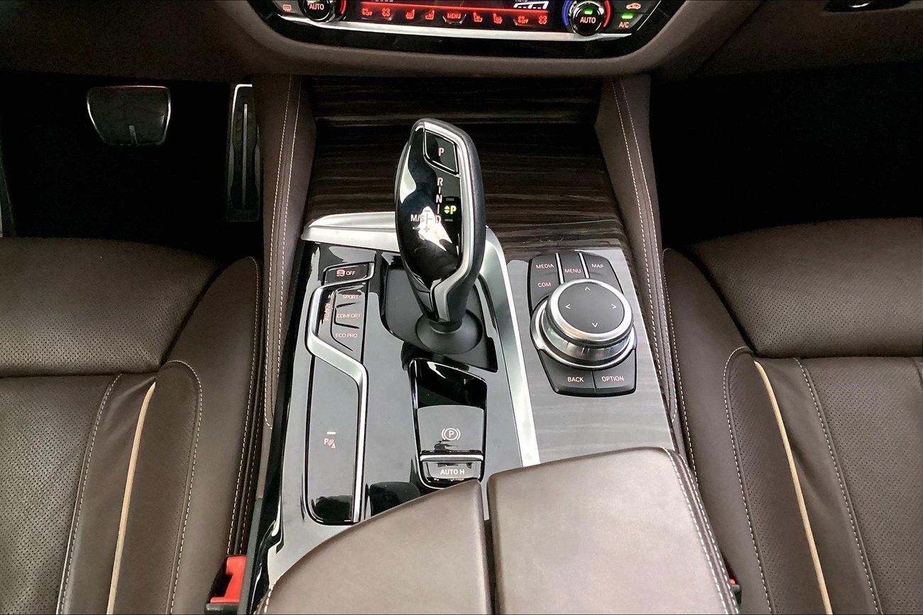 BMW 540i M-Sport & Luxury Package | Guaranteed Warranty | 0 Down Payment