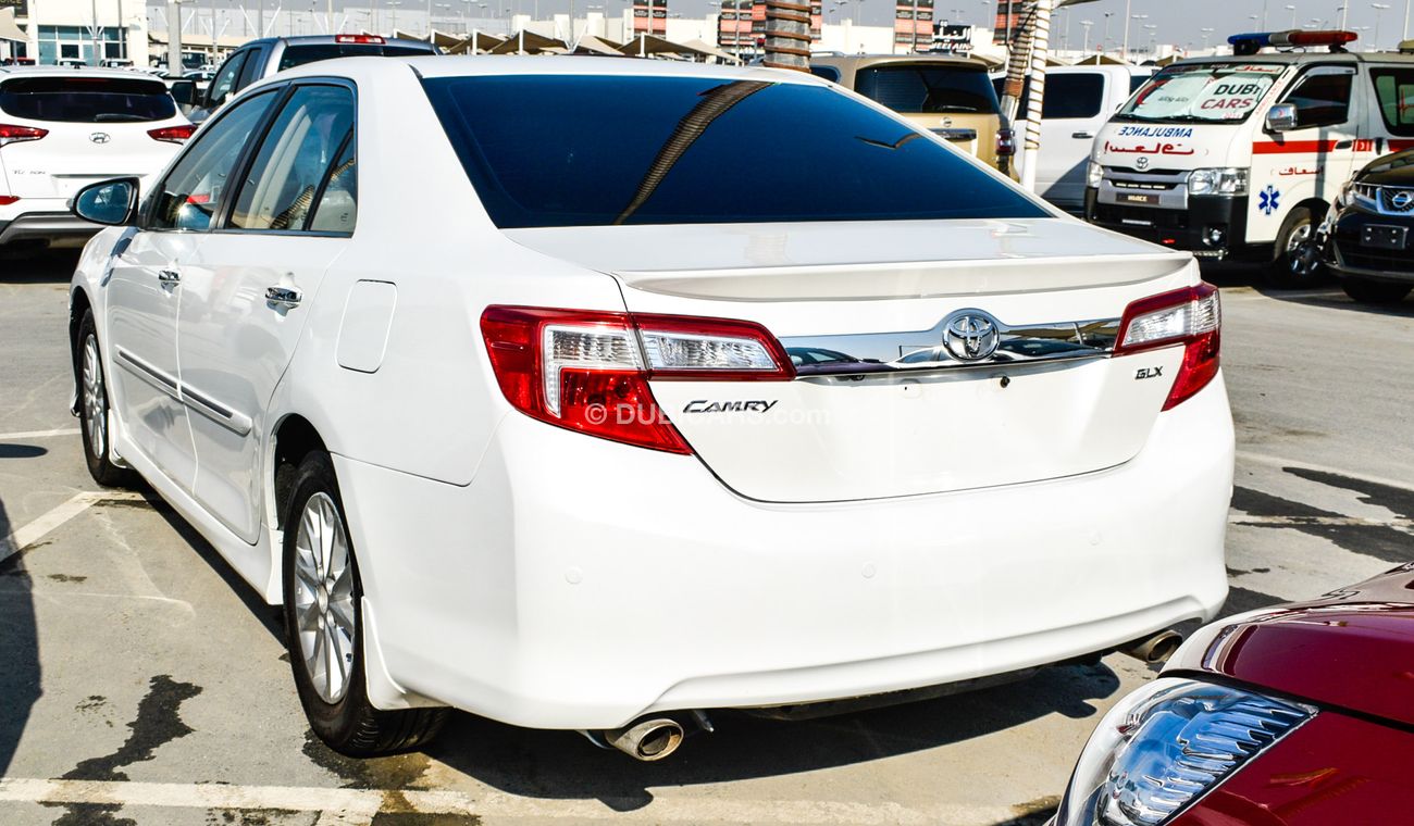 Used Toyota Camry GLX 2012 for sale in Sharjah - 388508
