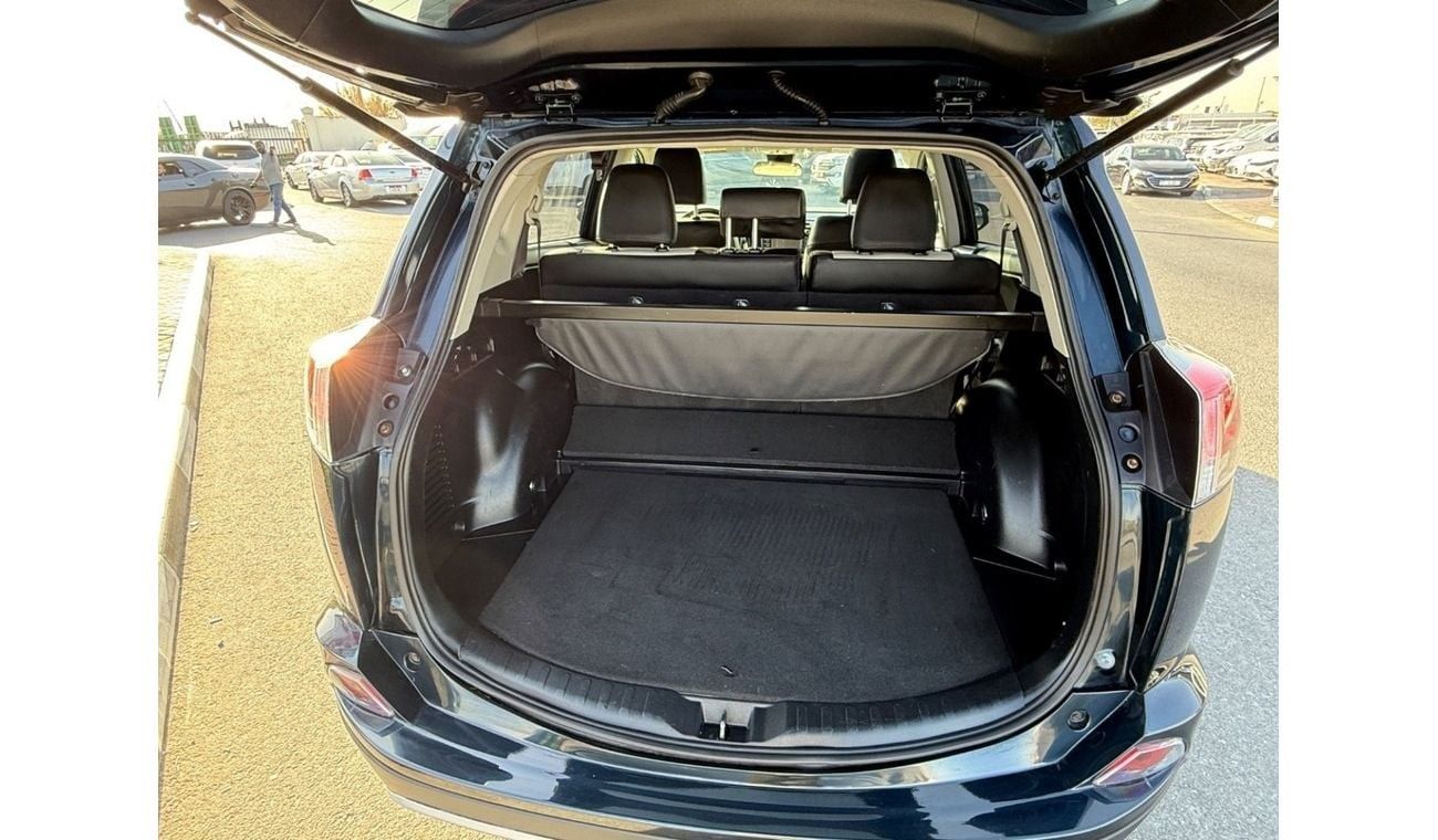 Toyota RAV4 RAV4 Xle Hybrid 4x4