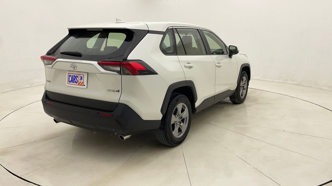 تويوتا راف ٤ EX 2.5 | بدون دفعة مقدمة | اختبار القيادة في المنزل