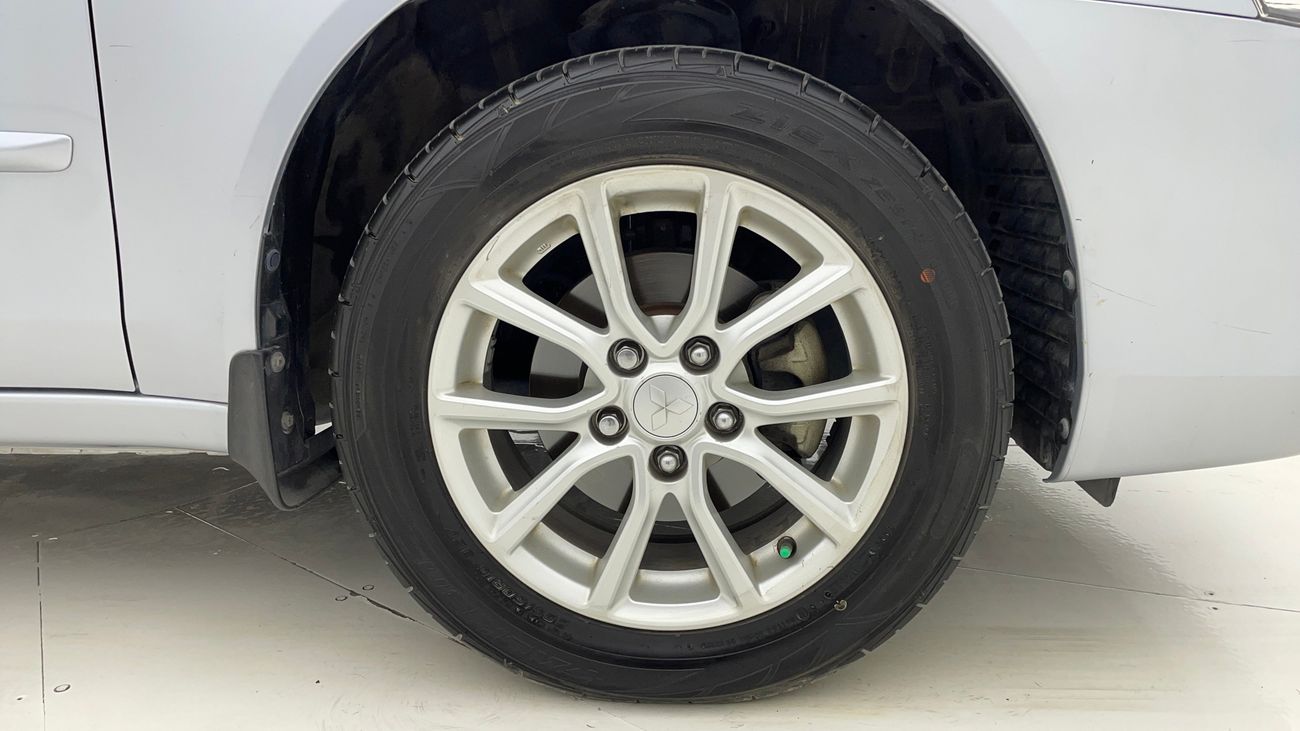 Mitsubishi Lancer GLX LOWLINE 2 | Zero Down Payment | Free Home Test Drive