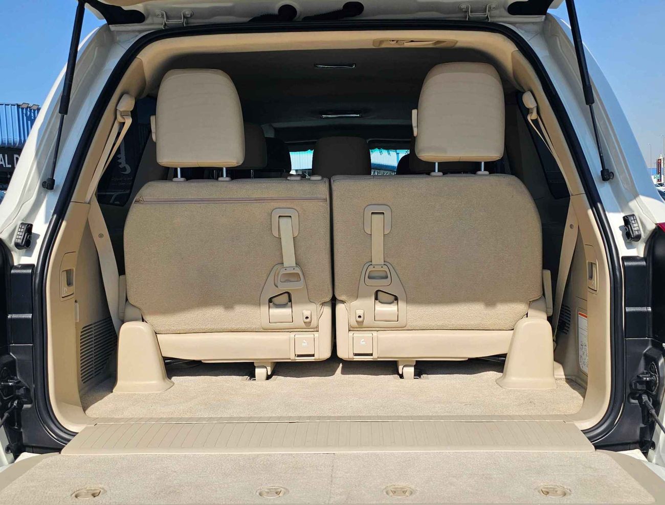 Toyota Land Cruiser GXR // V8 // 4.6L // FULL OPTION (LOT # 56732)