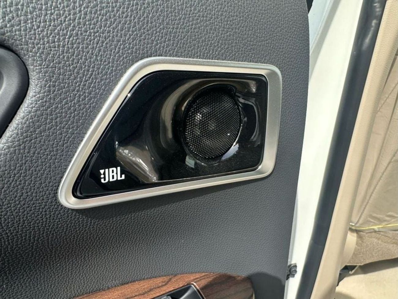 تويوتا لاند كروزر GXR 3.5L