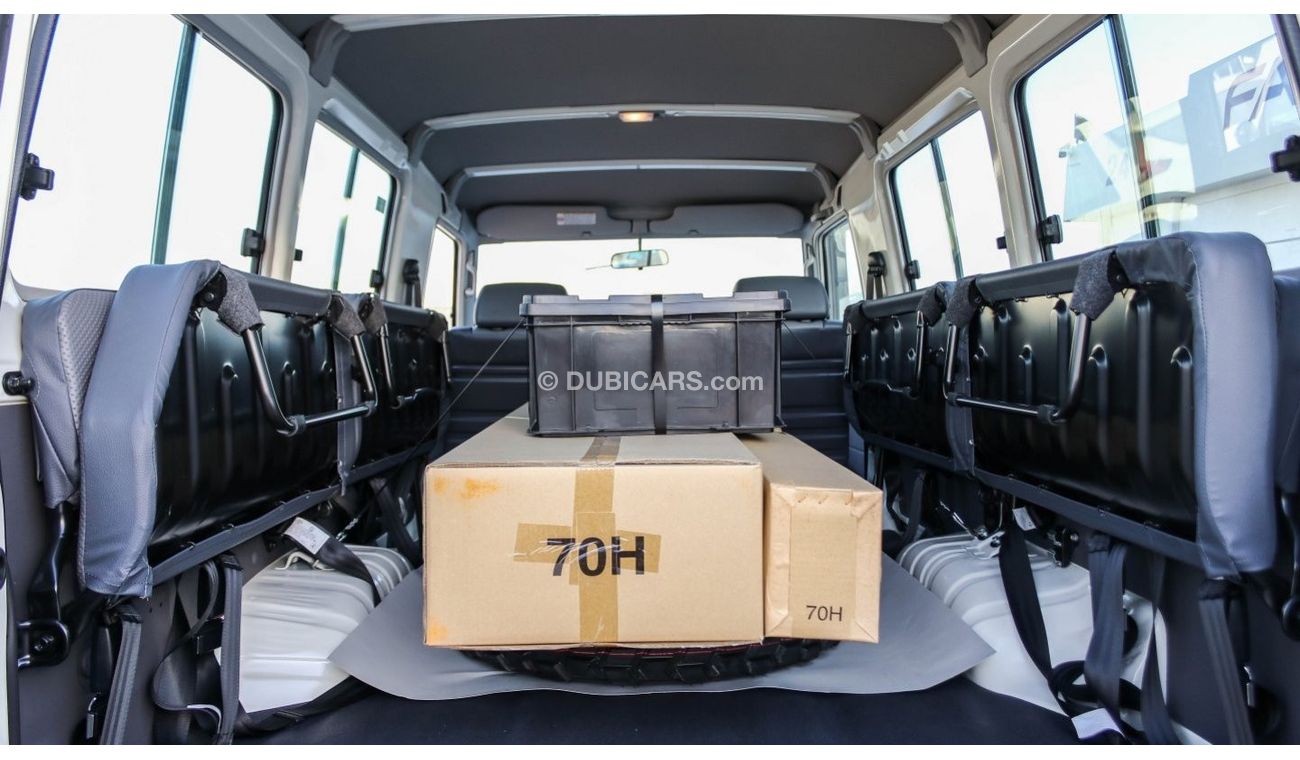 Toyota Land Cruiser 70 TOYOTA HARDTOP LC78 4.2L V6 13 SEATS MODEL 2023