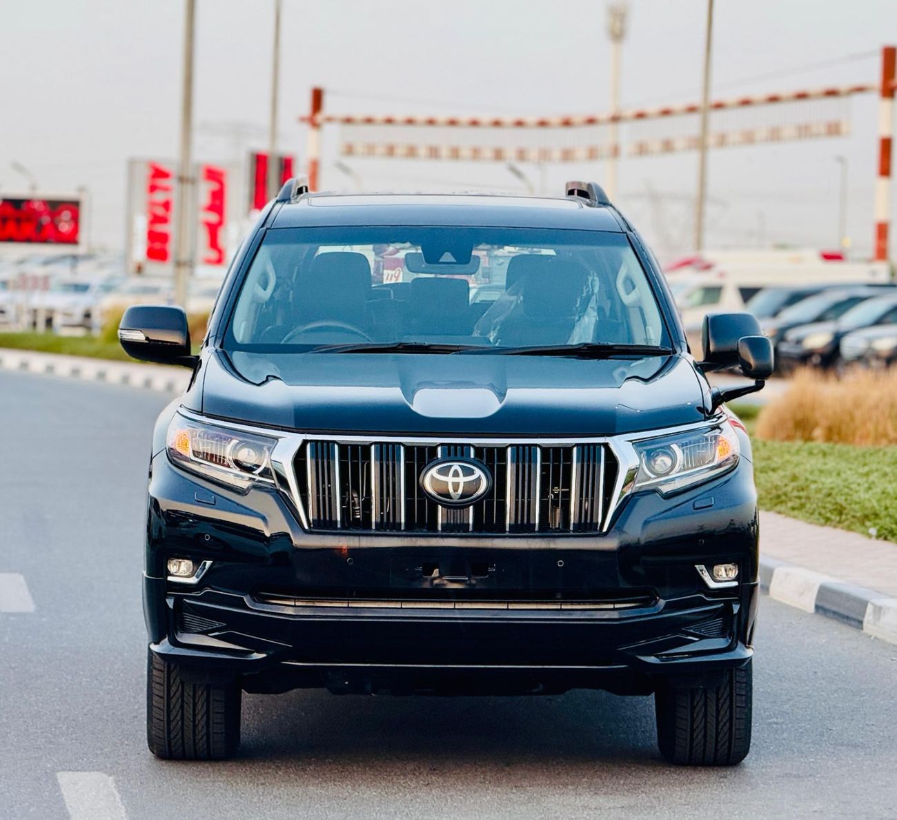 Toyota Prado Toyota Prado 2022 black 7 seaters 4x4 RHD diesel engine 2.8L full option
