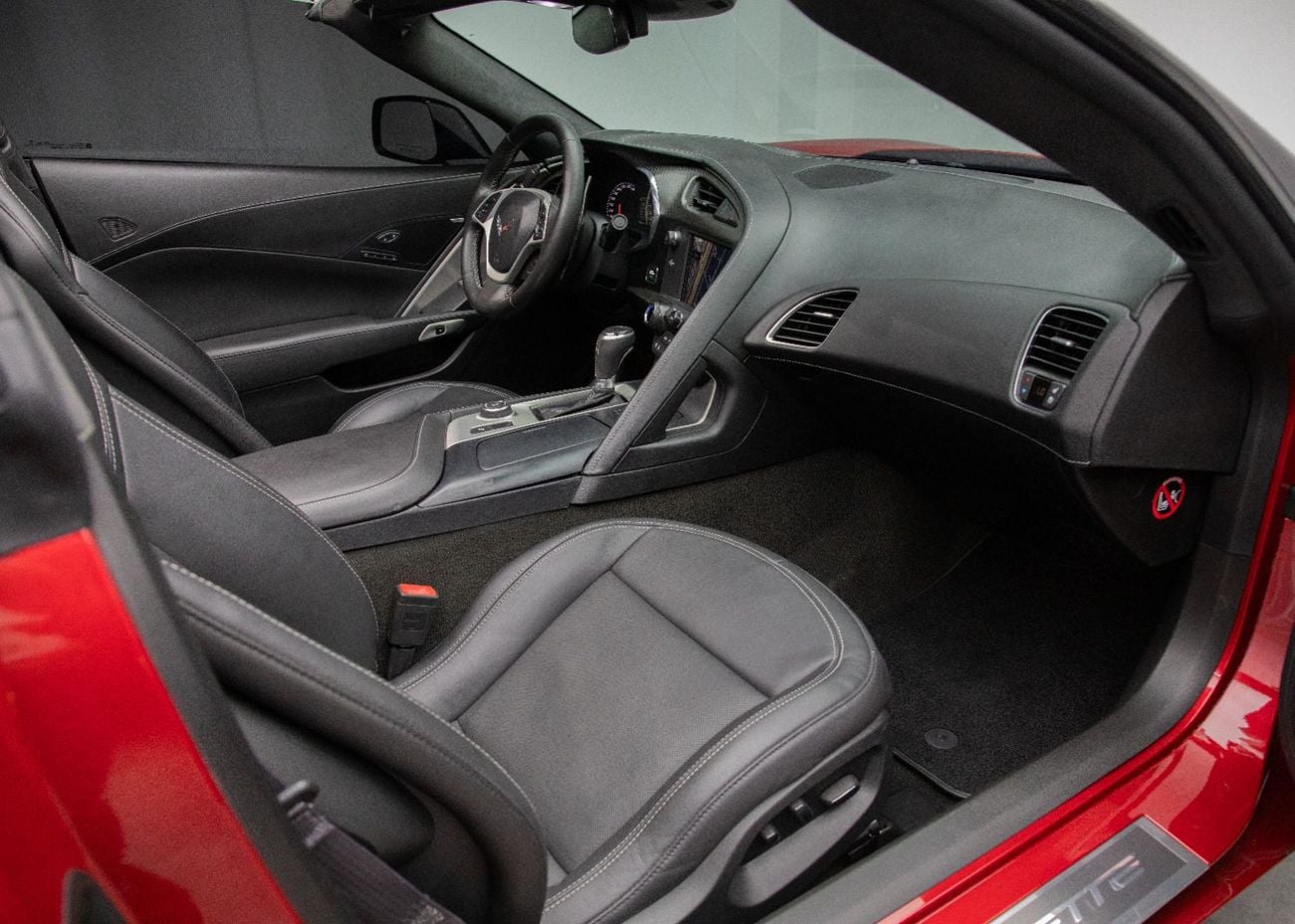 شيفروليه كورفت Stingray Z51 3LT 6.2L