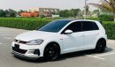 فولكس واجن جولف GTI P2 السياره بحاله جيده جدا لا يحتاج إلى أي مصاريف