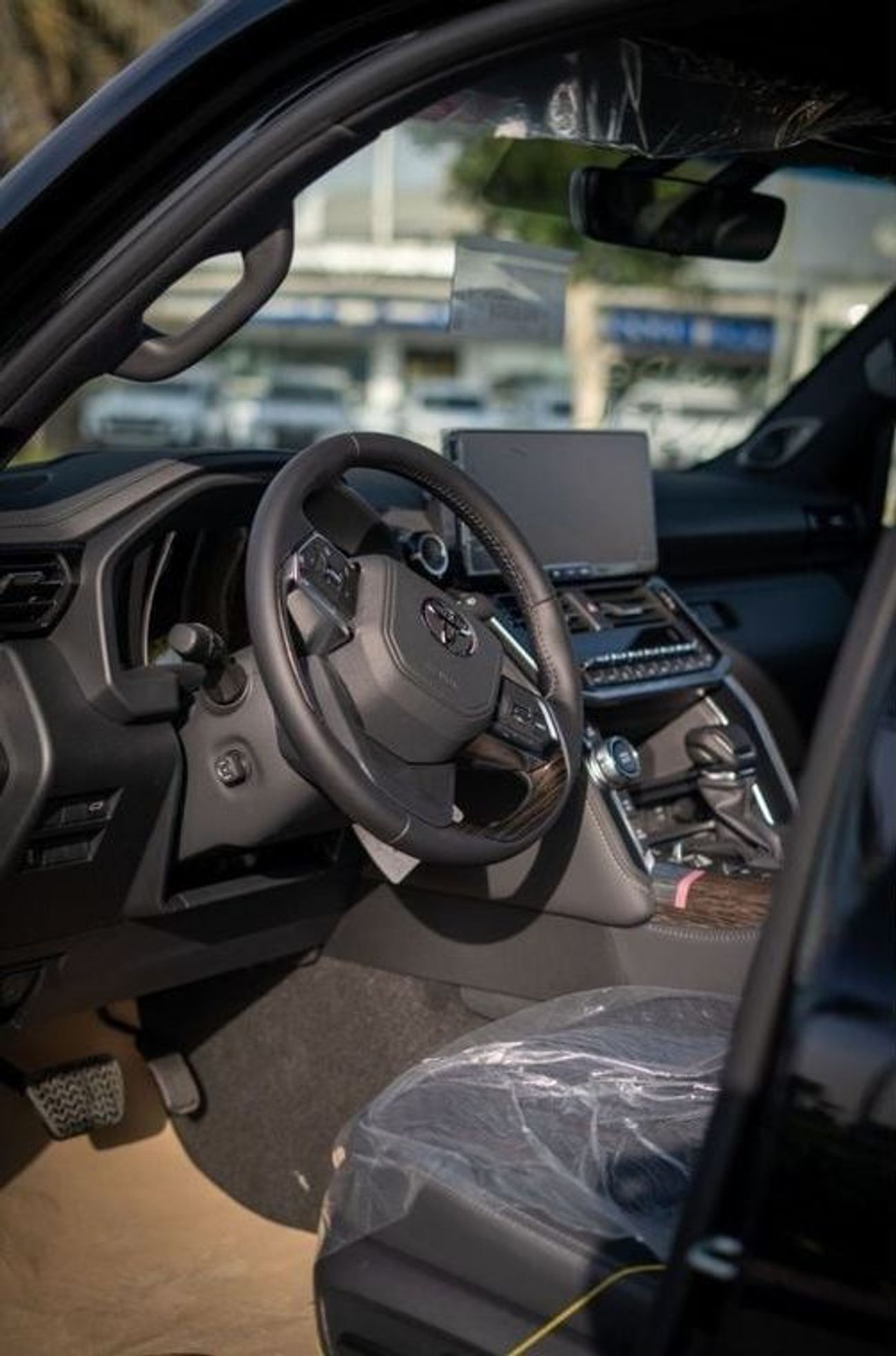 Toyota Land Cruiser LC300 3.3 VXR TT DSL 2025 MODEL