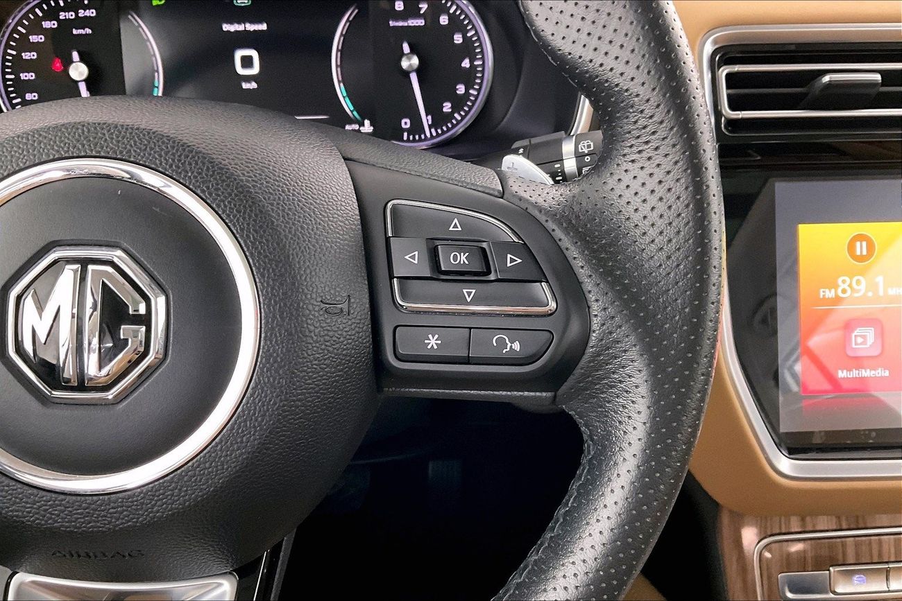 تويوتا لاند كروزر GXR GT | ضمان مجاني لمدة عام | 0 دفعة أولى