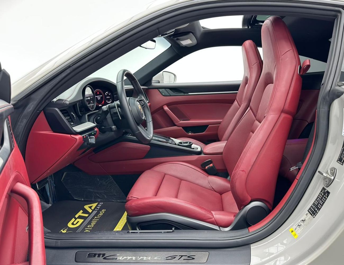 Porsche 911 Carrera 4GTS 3.0L (450 HP) Coupe 2022 Porsche 911 Carrera 4 GTS, 06/2027 Porsche Warranty, 06/2030 P