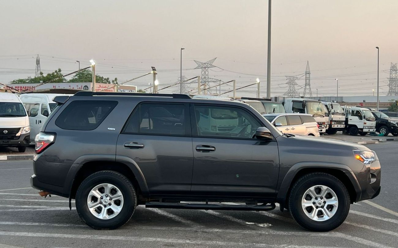 Toyota 4Runner 2015 Toyota 4Runner SR5 Premium - 4.0L V6 - 7 Leather Seats - Rear CAM - Electric Seat -