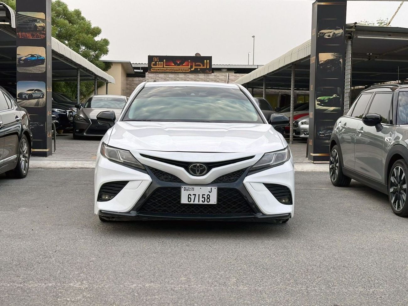 Toyota Camry SE