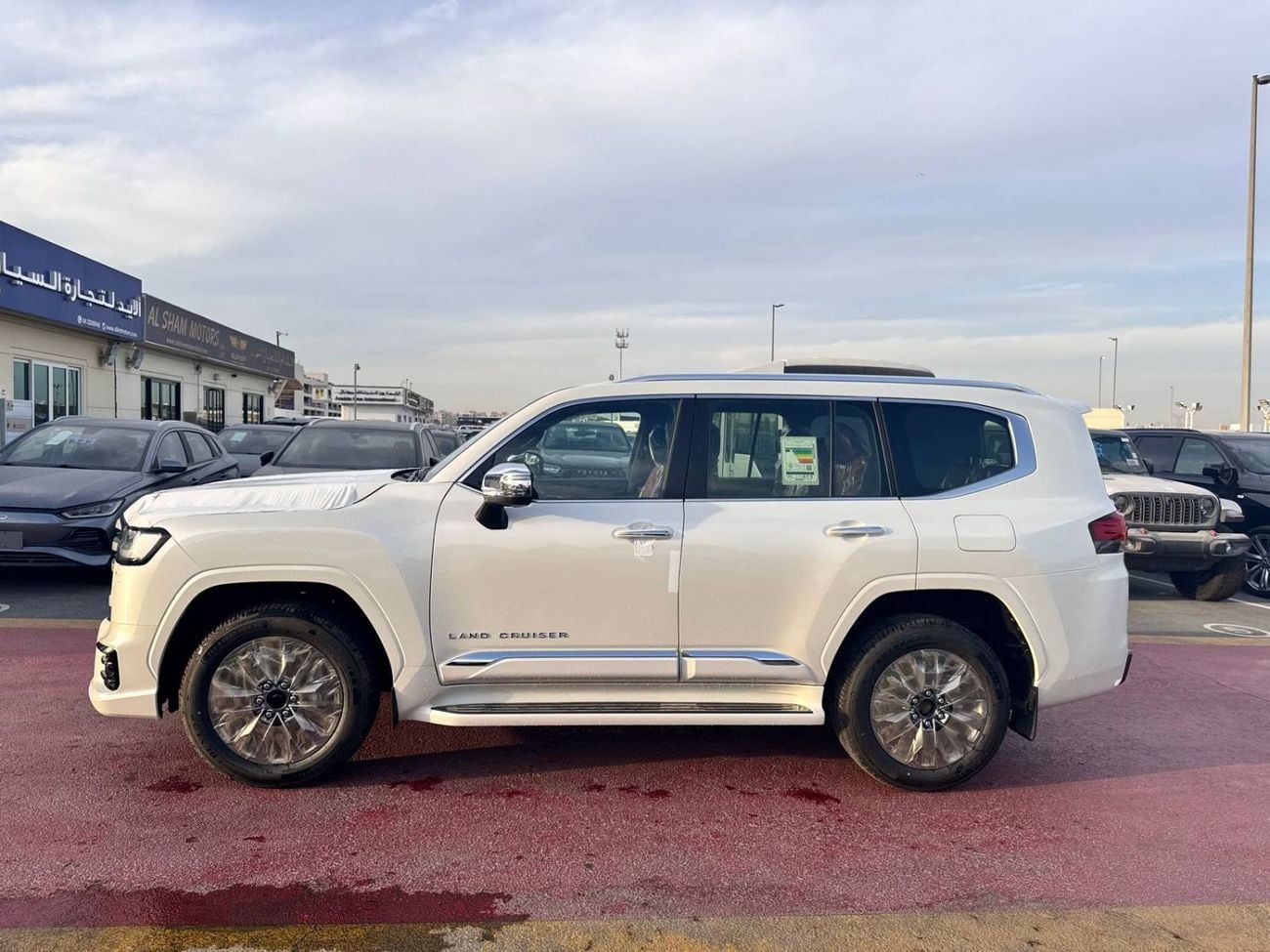 تويوتا لاند كروزر 2026 TOYOTA LAND CRUISER 300 VXR 3.3L DISEL FULL BRAND NEW 0KM
