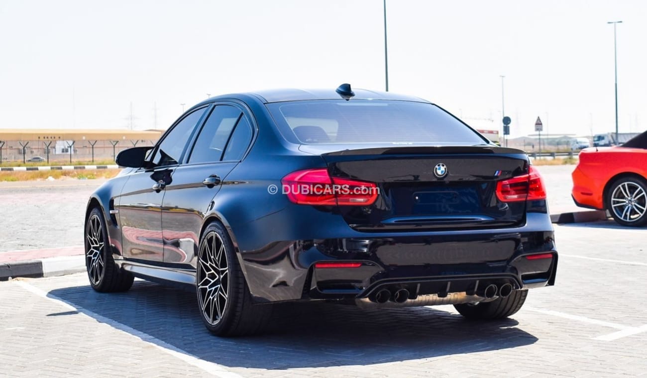 Used BMW M3 2019 for sale in Dubai - 622659