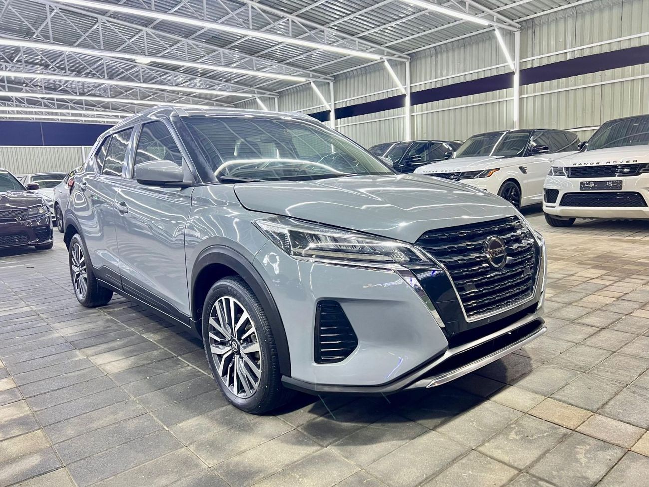 Nissan Kicks 1.6 SV warranty one year bank financie available 0 dawon payment