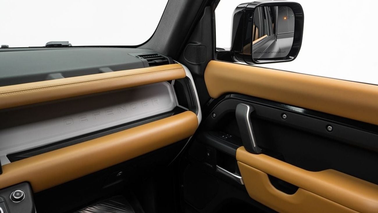 Land Rover Defender HSE P400 - 2025 - GCC - Under Warranty