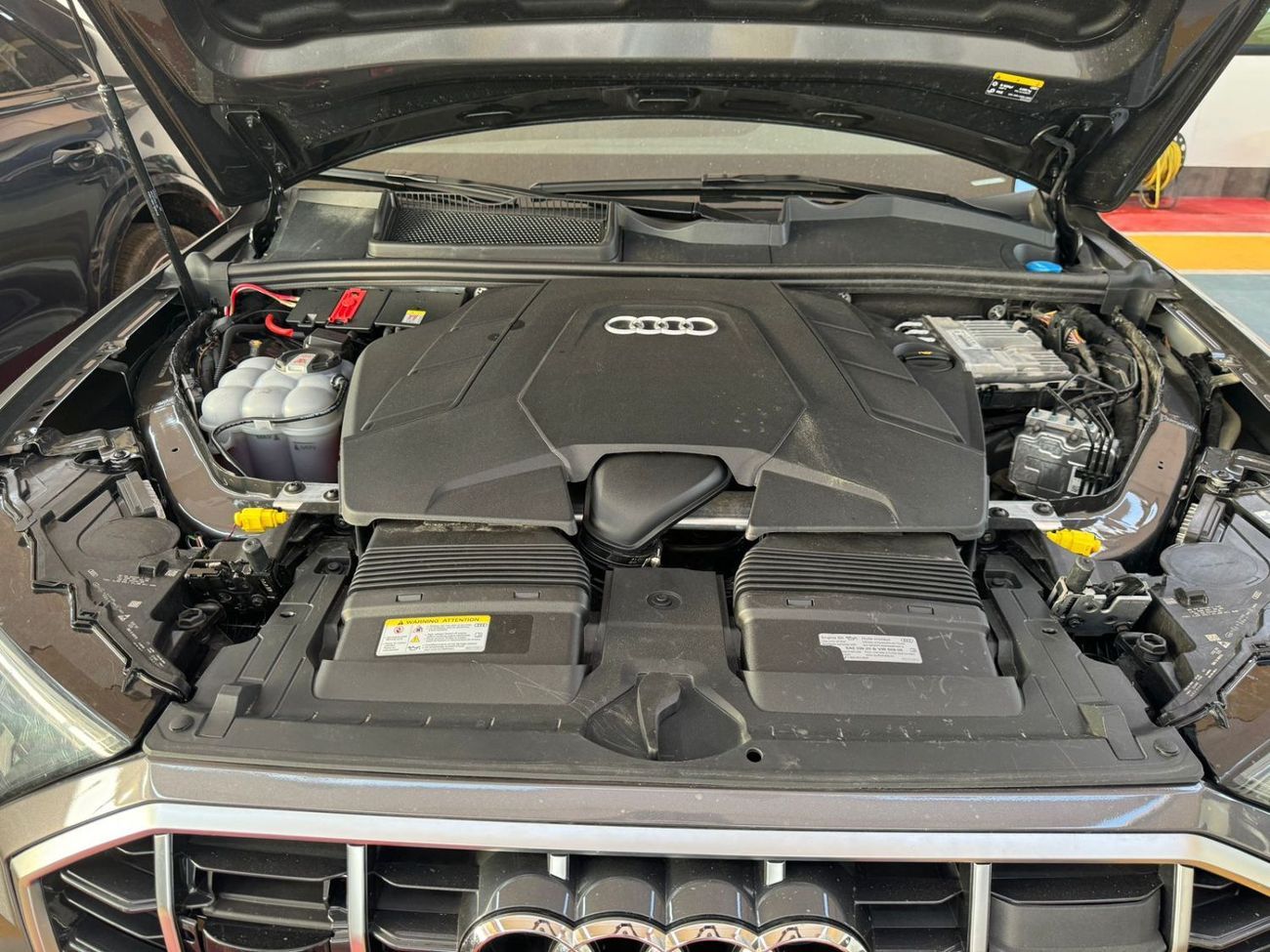 Audi Q7 AUDI Q7 - WITH NUMBER PLAT IN DUBAI