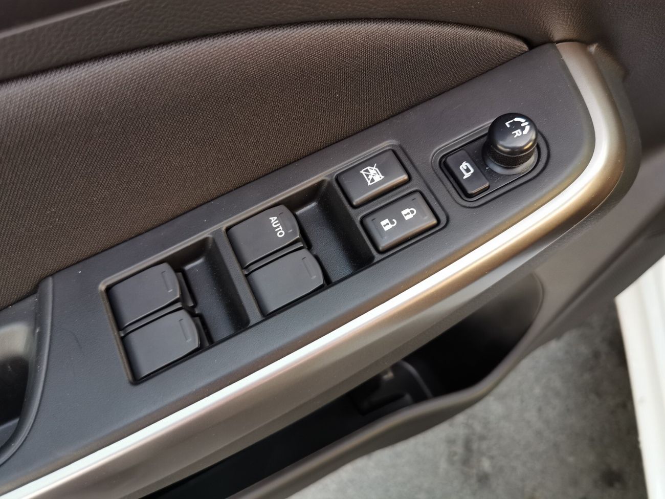 Suzuki Swift GLX, DUAL TONE / 1.2L PETROL / PROMOTION /CODE#SGLXM