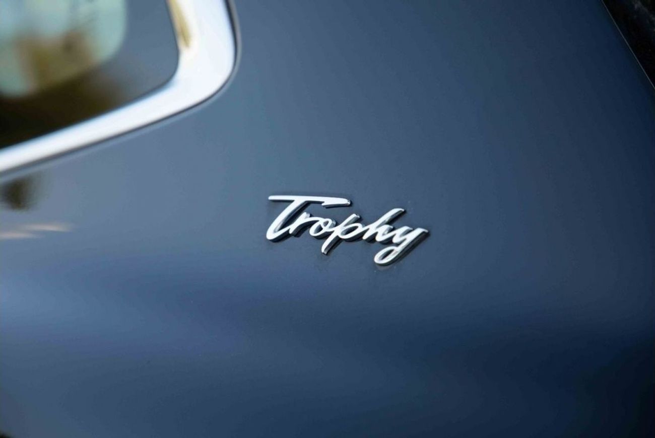 MG HS 2023 MG HS 4X4 2.0T TROPHY - Black inside Brown | Export Price