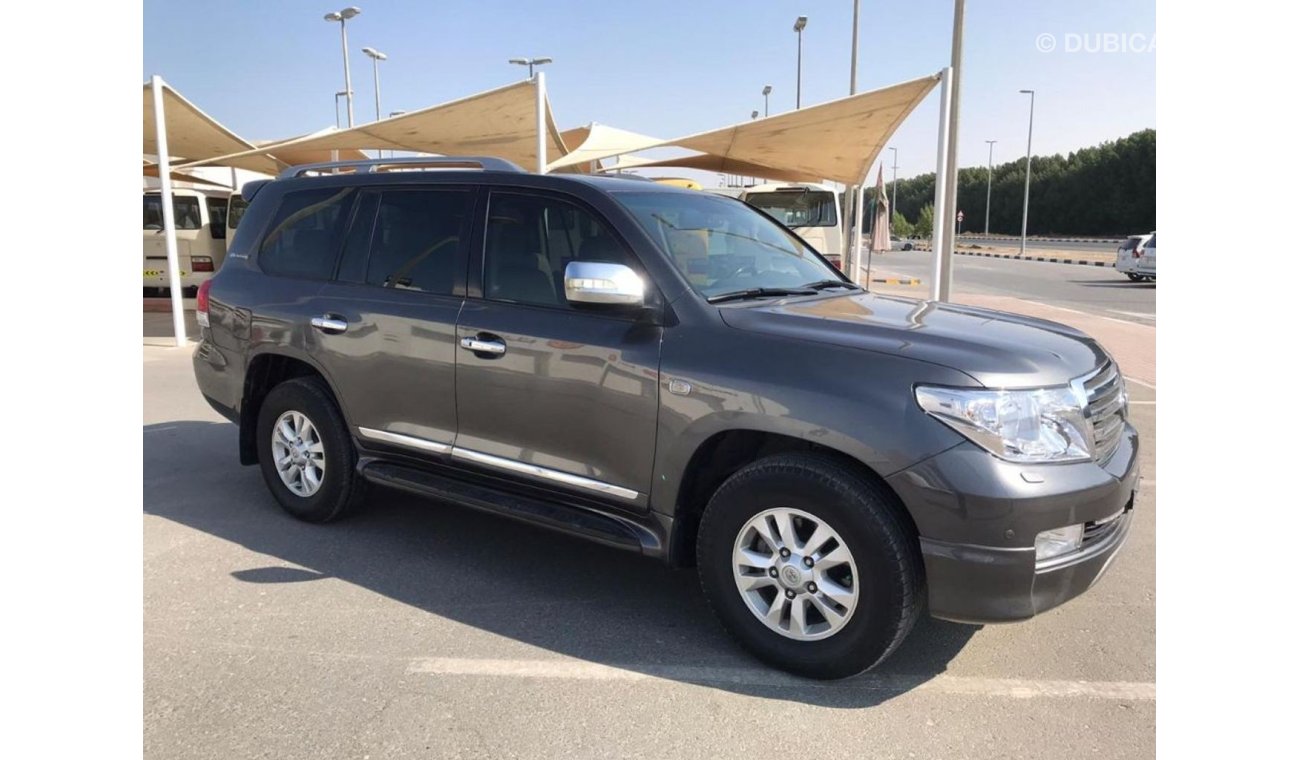 Toyota Land Cruiser GXR 2011 full options