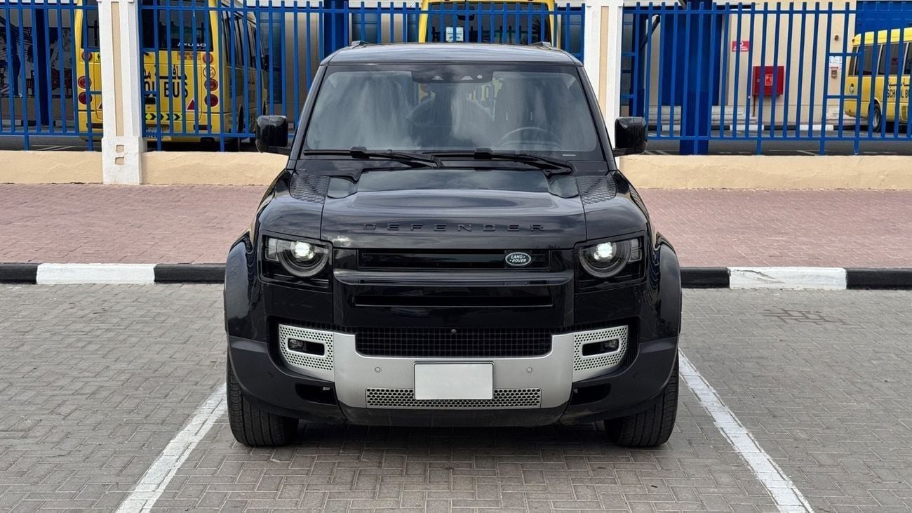 Land Rover Defender P400 110 SE 3.0L (5 Seater)