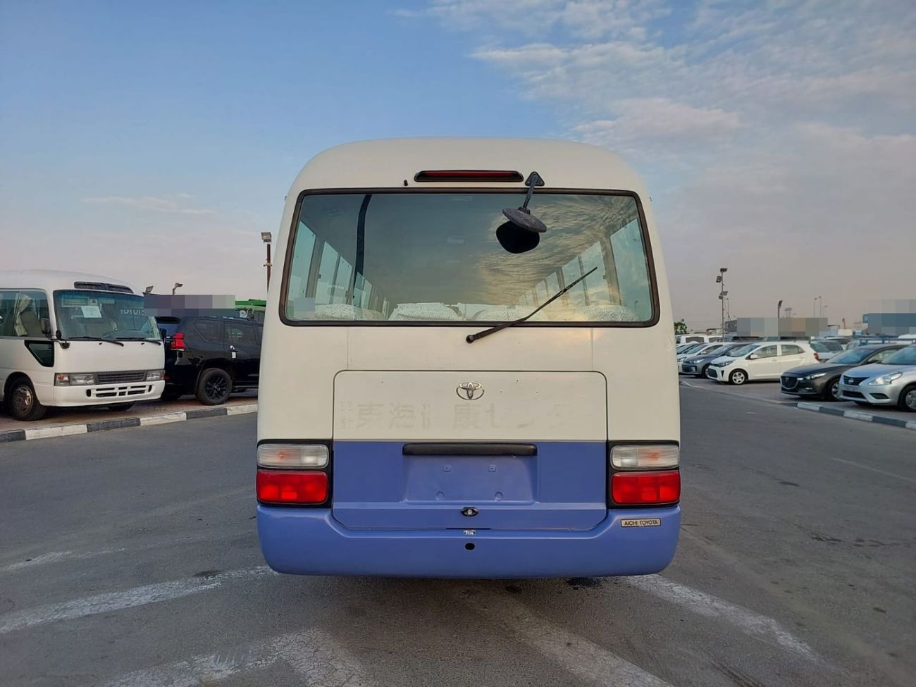 تويوتا كوستر 2002 TOYOTA COASTER BUS RHD 4.1 L DIESEL AUTOMATIC (PM11068)