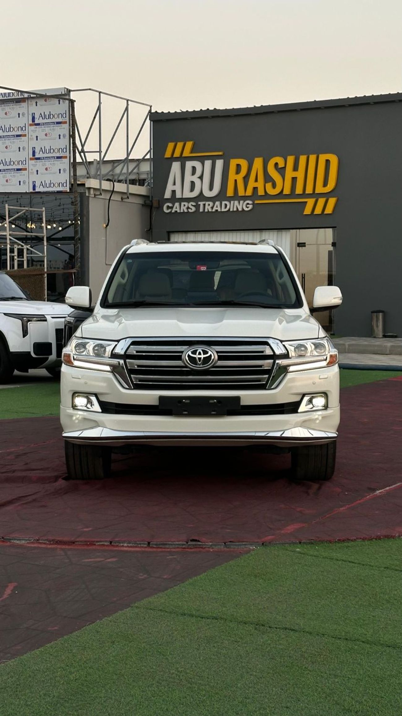 Toyota Land Cruiser GXR 4.6L