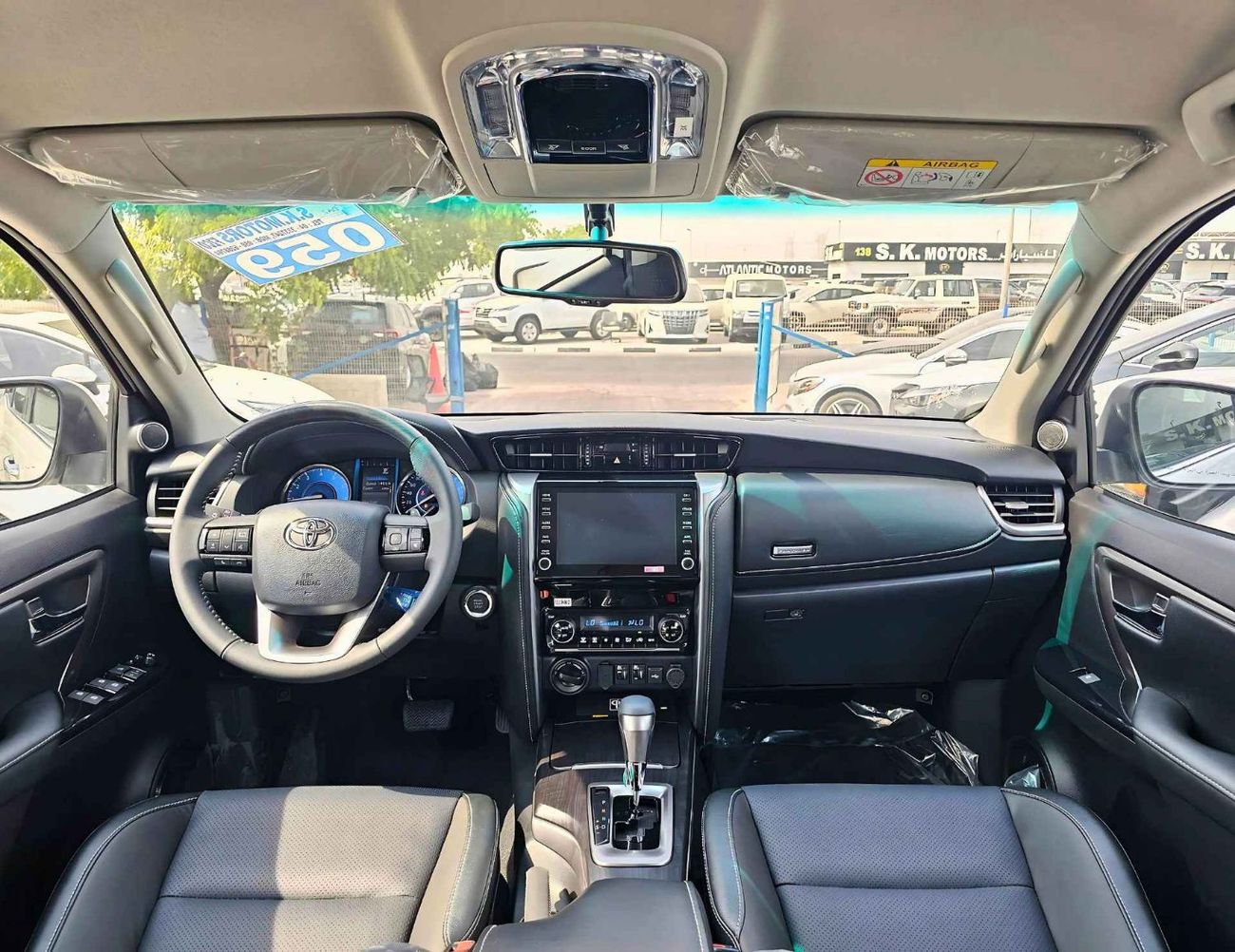 Toyota Fortuner SR5 ADVENTURE | 4.0L V6 PETROL | FRONT PWR SEATS | PUSH START | DIFF LOCK AUTO A/C | (CODE # F6HA)